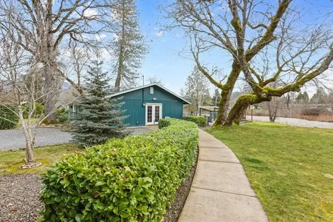 149 Queens Branch Road Rogue River OR 97537