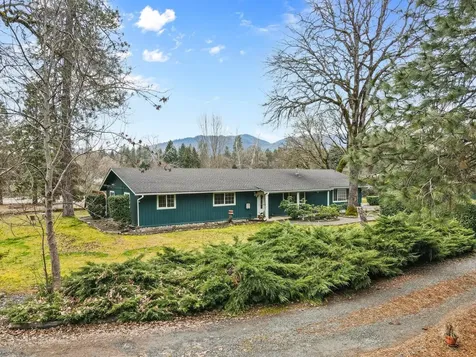 149 Queens Branch Road Rogue River OR 97537