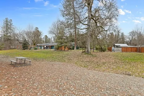 149 Queens Branch Road Rogue River OR 97537