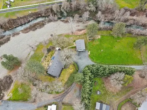 149 Queens Branch Road Rogue River OR 97537