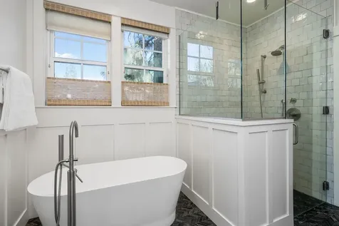 2354 NW Drouillard Avenue Bend OR 97703