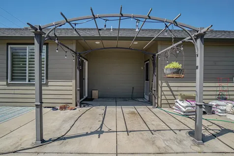 1491 Spring Street Medford OR 97504