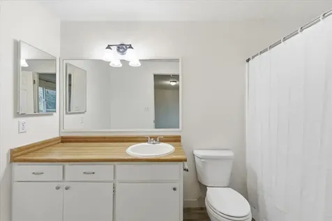 1687 Lillian Street Medford OR 97501