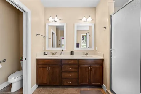 3811 Fieldbrook Avenue Medford OR 97504