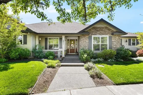 3811 Fieldbrook Avenue Medford OR 97504