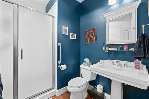 3811 Fieldbrook Avenue Medford OR 97504