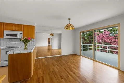 742 Twin Pines Circle Ashland OR 97520