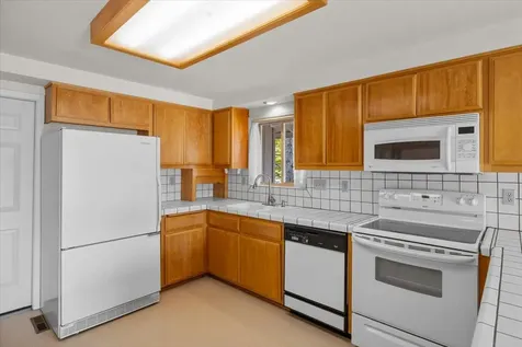 742 Twin Pines Circle Ashland OR 97520