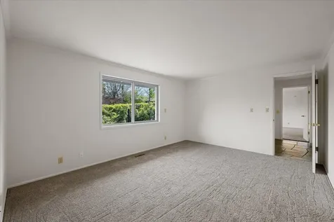 742 Twin Pines Circle Ashland OR 97520
