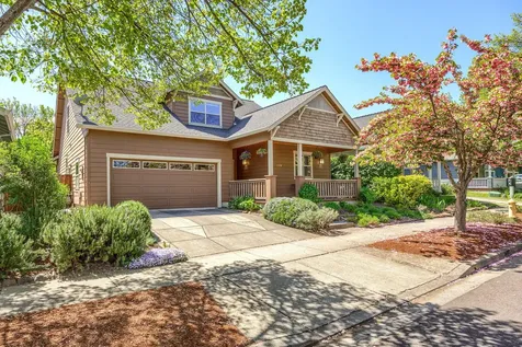 2718 Takelma Way Ashland OR 97520