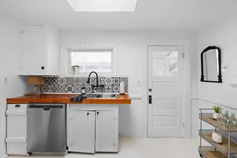 171 Helman Street Ashland OR 97520