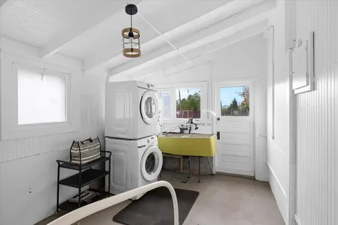 171 Helman Street Ashland OR 97520