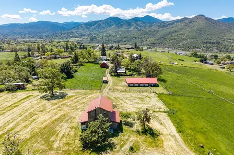 1249 N Valley View Road Ashland OR 97520