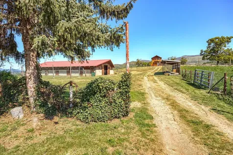 1249 N Valley View Road Ashland OR 97520