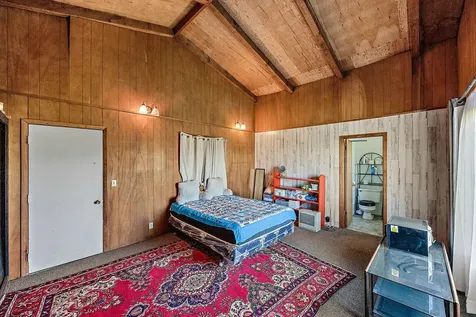 1249 N Valley View Road Ashland OR 97520