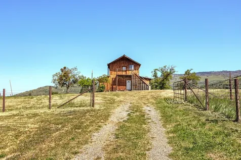 1249 N Valley View Road Ashland OR 97520