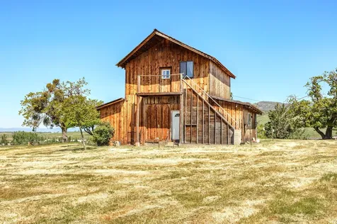 1249 N Valley View Road Ashland OR 97520