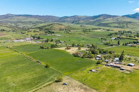 1249 N Valley View Road Ashland OR 97520