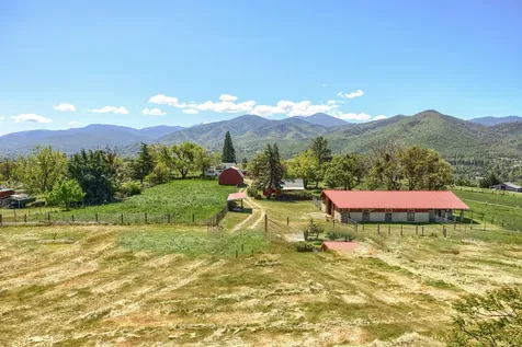 1249 N Valley View Road Ashland OR 97520