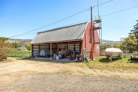 1249 N Valley View Road Ashland OR 97520