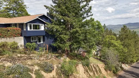 685 Morton Street Ashland OR 97520