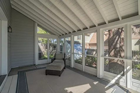 915 Bellview Avenue Ashland OR 97520