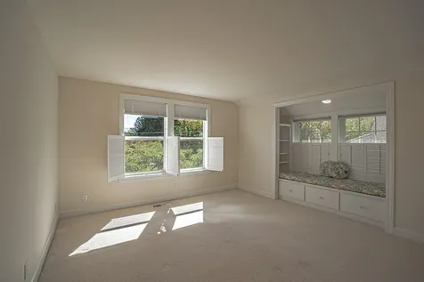 915 Bellview Avenue Ashland OR 97520