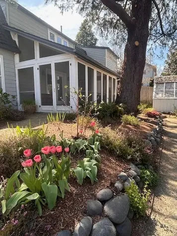 915 Bellview Avenue Ashland OR 97520