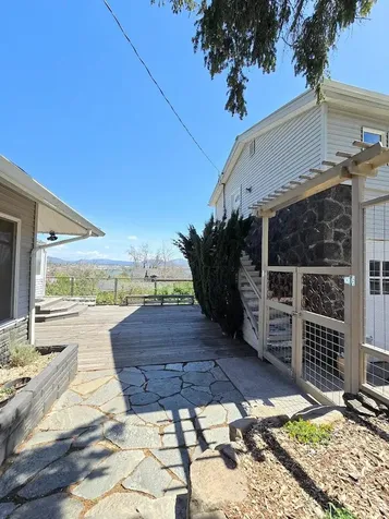 234 N 1st Street Klamath Falls OR 97601