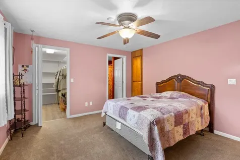 2406 Senate Way Medford OR 97504