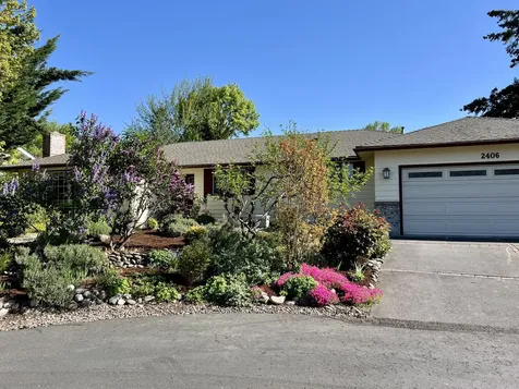 2406 Senate Way Medford OR 97504