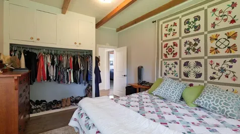7458 Crowfoot Road Trail OR 97541