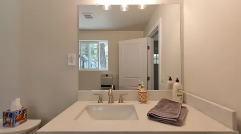 7458 Crowfoot Road Trail OR 97541