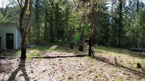 7458 Crowfoot Road Trail OR 97541