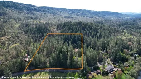 7458 Crowfoot Road Trail OR 97541