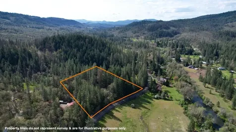 7458 Crowfoot Road Trail OR 97541