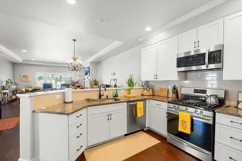 453 S Haskell Street Central Point OR 97502