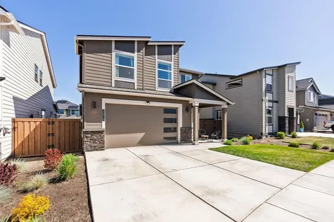 3010 NE Red Jasper Place Bend OR 97701