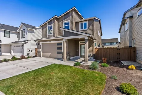 3010 NE Red Jasper Place Bend OR 97701