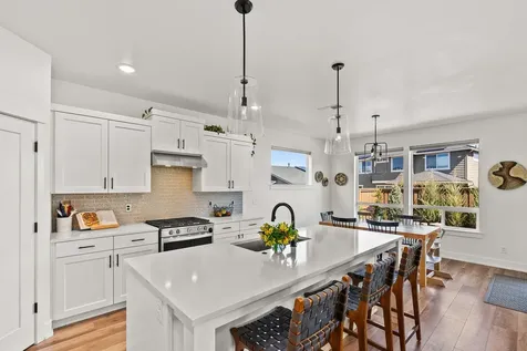 3010 NE Red Jasper Place Bend OR 97701