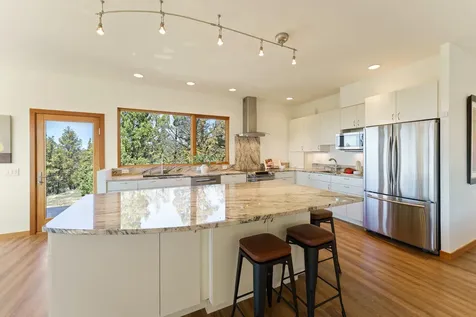 65970 Mariposa Lane Bend OR 97703