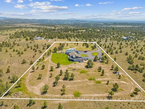 6155 SE Hilltop Road Prineville OR 97754