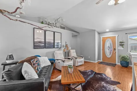 3643 Amelia Way White City OR 97503