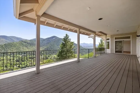 3013 Pearce Park Road Grants Pass OR 97526