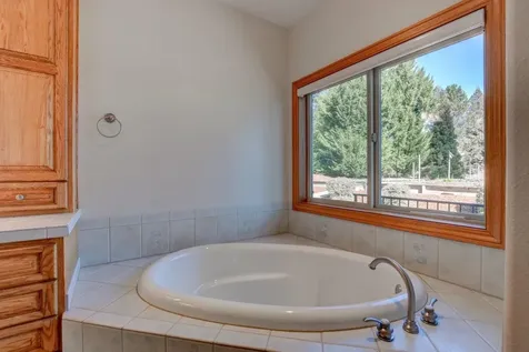 3013 Pearce Park Road Grants Pass OR 97526