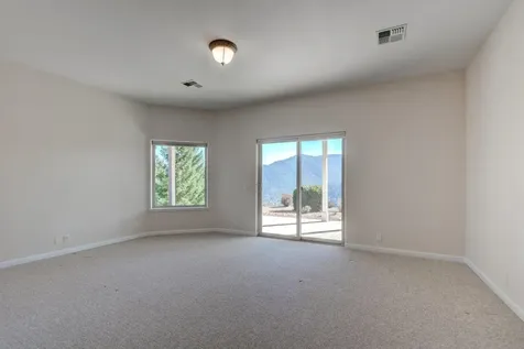3013 Pearce Park Road Grants Pass OR 97526