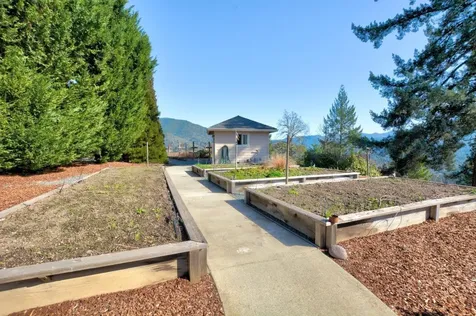 3013 Pearce Park Road Grants Pass OR 97526