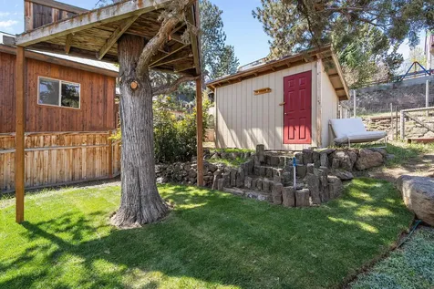 2211 NW Awbrey Road Bend OR 97703
