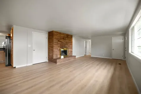 1827 Carlson Drive Klamath Falls OR 97603