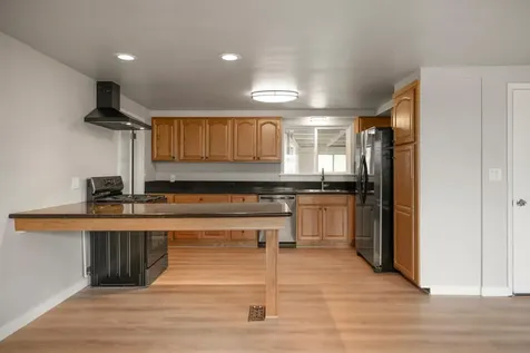1827 Carlson Drive Klamath Falls OR 97603
